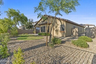8512 S 56th Ln in Phoenix, AZ - Building Photo - Building Photo