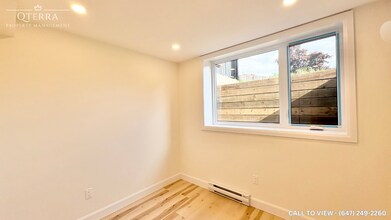 692 Crystal St in Ottawa, ON - Building Photo - Building Photo