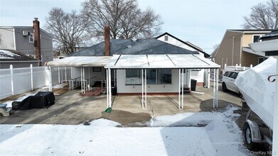 3134 Ward Ln in Wantagh, NY - Building Photo - Building Photo