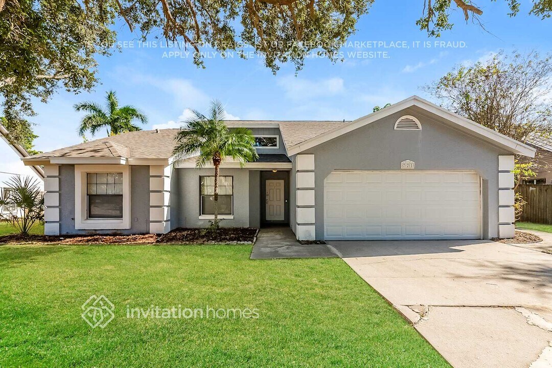 721 50th St E in Bradenton, FL - Foto de edificio