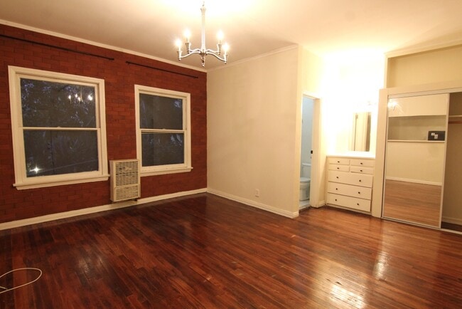 836 Sanborn Ave in Los Angeles, CA - Building Photo - Building Photo