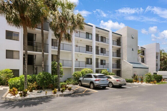 property at 1605 S US Hwy 1