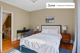 Room in Shared 6 bed/2 bath home in Boston, MA - Building Photo