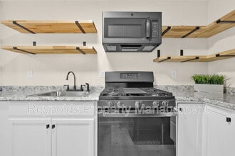 703 Mills St in Escondido, CA - Building Photo - Building Photo