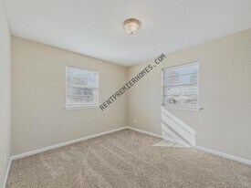 1 Coral Ln in Jacksonville, AR - Building Photo