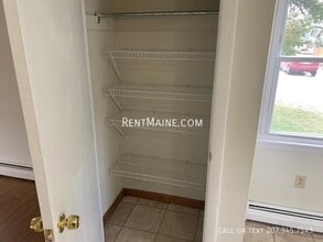 13 Hemlock St in Bangor, ME - Building Photo - Building Photo