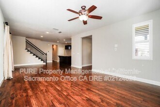 1553 Bonanza Ln in Folsom, CA - Building Photo - Building Photo