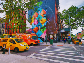 32 East 7th Street in New York, NY - Foto de edificio - Building Photo