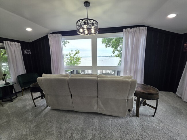 135 Cora Ave