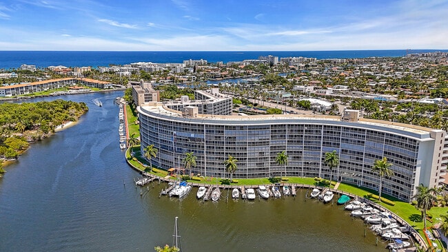 property at 1523 E Hillsboro Blvd