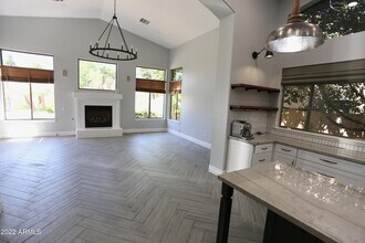 1084 W Enfield Pl in Chandler, AZ - Building Photo - Building Photo