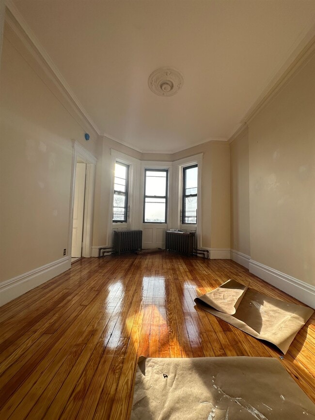 property at 1712 Summit Ave