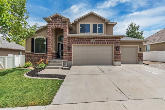 property at 13749 Crimson Patch Way