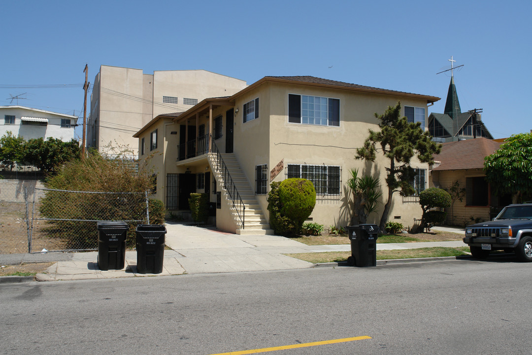 960 S Catalina St in Los Angeles, CA - Building Photo