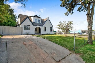 2840 W Park Pl in Oklahoma City, OK - Building Photo - Building Photo
