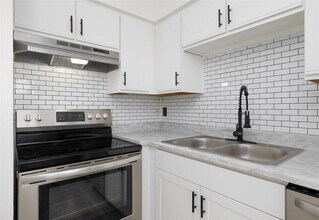 1566 40th Ave, Unit I4 in Vero Beach, FL - Building Photo - Building Photo