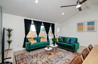 17155 Barcelona Dr in Friendswood, TX - Building Photo