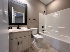 313 Deerfield Dr in Rombauer, MO - Building Photo - Building Photo