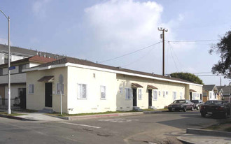 2311 E 11th St in Long Beach, CA - Building Photo