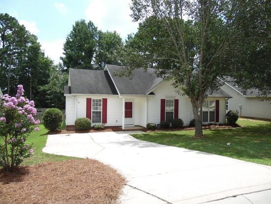 property at 657 Montgomery Dr
