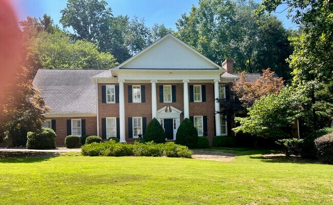 property at 1640 Lazy River Ln
