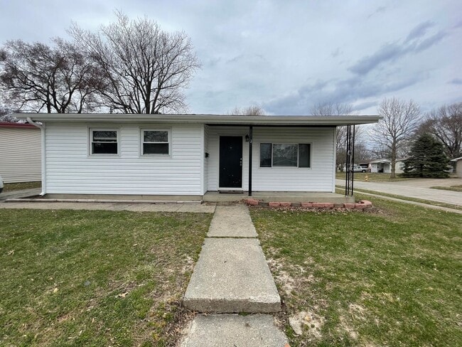 property at 1301 Davis Dr