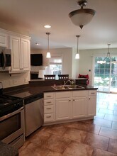 1859 Meadowlark Ln in Niles, OH - Foto de edificio - Building Photo