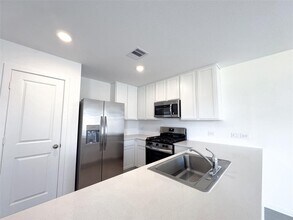 12431 Wild Strawberry Rd in Houston, TX - Building Photo - Building Photo