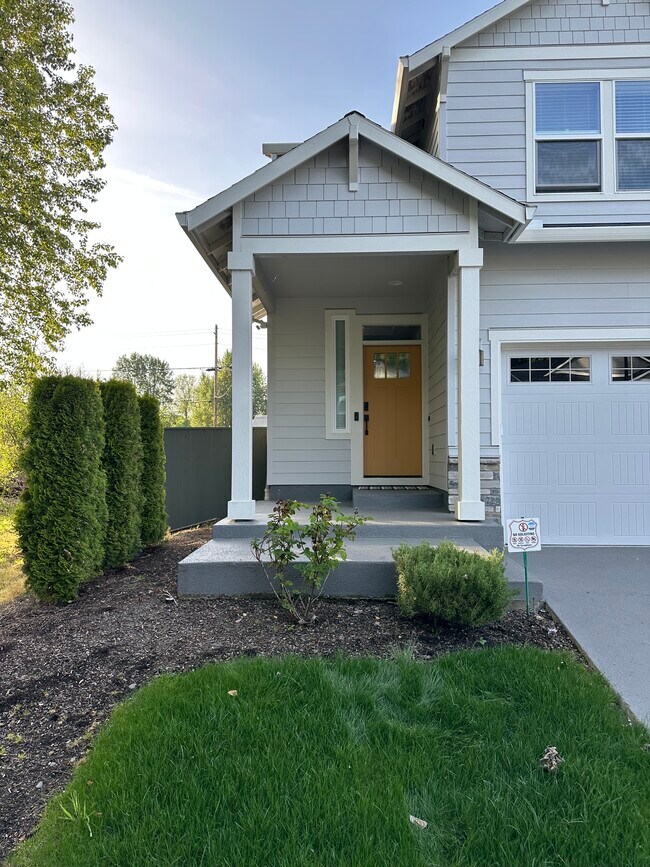 22405 SW Frst Crk Wy in Sherwood, OR - Building Photo - Building Photo