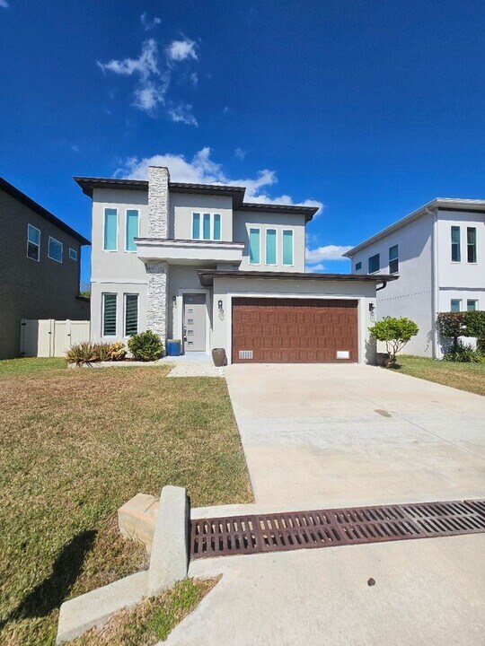 4421 W Richardson Ave in Tampa, FL - Building Photo