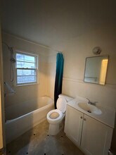 1039 S Laura Ave, Unit A in Wichita, KS - Building Photo - Building Photo