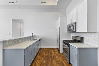 6200 Hudson Ave in West New York, NJ - Building Photo - Building Photo