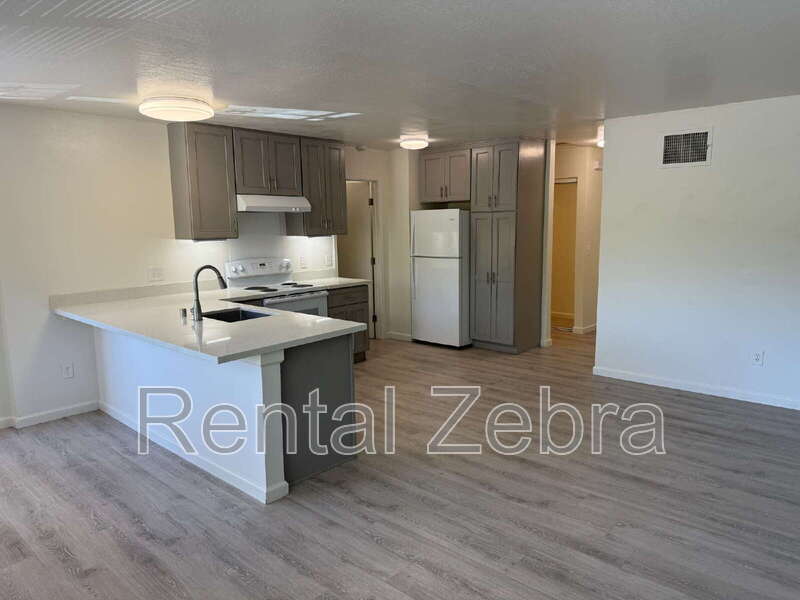 2355 Heidi Pl in Santa Rosa, CA - Building Photo