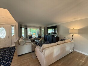 259 Sinaloa Rd in Simi Valley, CA - Building Photo - Building Photo
