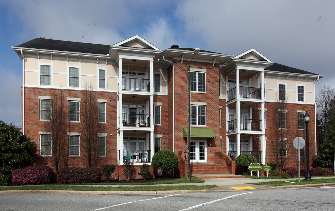 Fountain View in Greensboro, NC - Building Photo