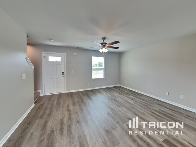 3048 Dartmoor Pl in White House, TN - Building Photo - Building Photo
