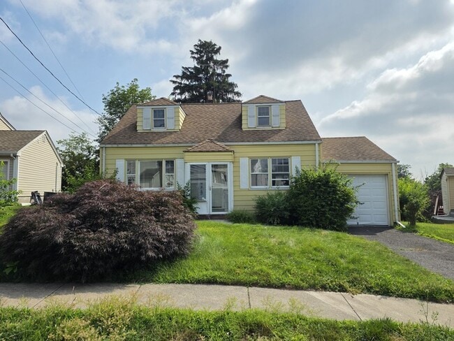 40 Highview Dr in Clifton, NJ - Building Photo - Building Photo