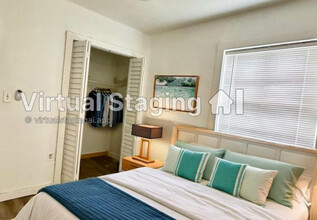 3670 SW 10th St, Unit 10A in Miami, FL - Foto de edificio - Building Photo