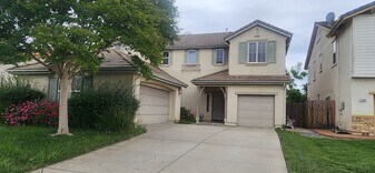 10285 Beckley Way in Elk Grove, CA - Building Photo