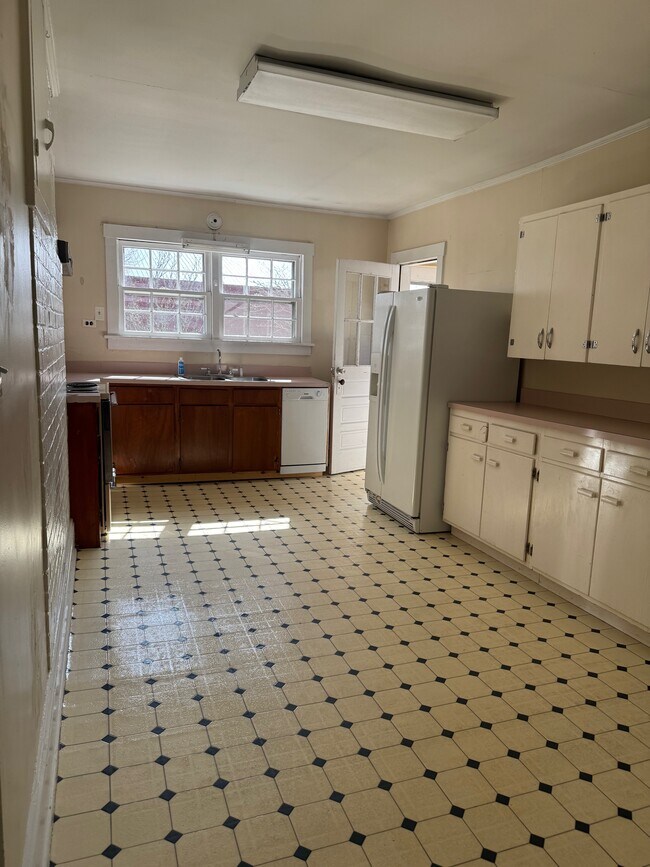 14101 Genito Rd in Amelia Court House, VA - Building Photo - Building Photo