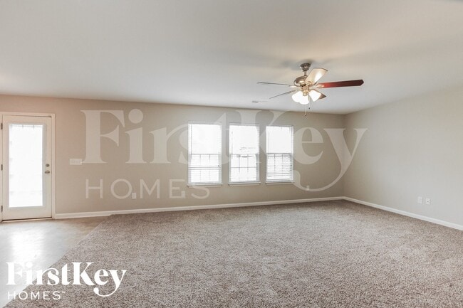 3503 Whitworth Dr in Greensboro, NC - Foto de edificio - Building Photo