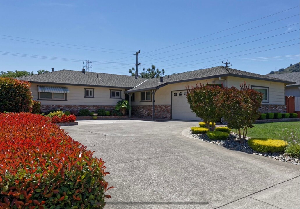 280 Longview Dr in Morgan Hill, CA - Building Photo