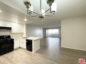 6228 Fulton Ave in Los Angeles, CA - Building Photo - Building Photo