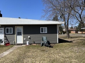 1634 Hill Ave in Superior, WI - Building Photo - Building Photo