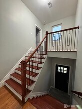 61 N Grove St in East Orange, NJ - Building Photo - Building Photo