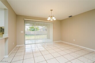 1929 NW 20th St in Cape Coral, FL - Building Photo - Building Photo