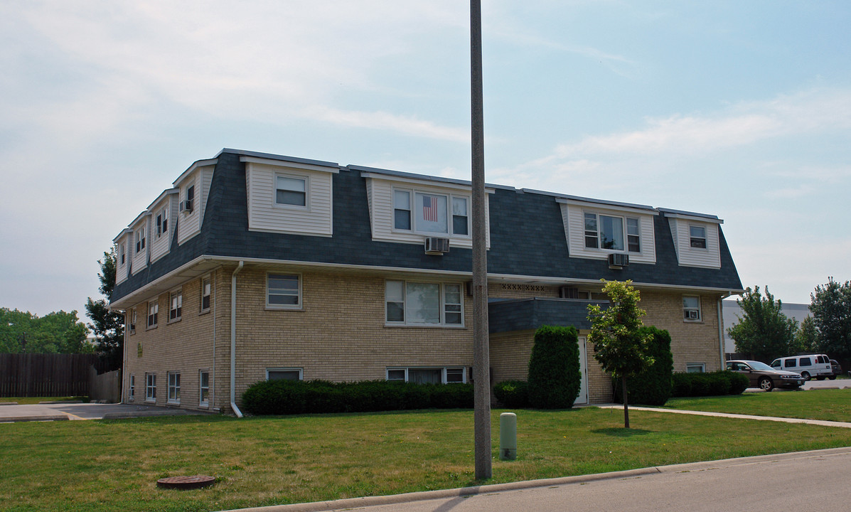 5811 Rose Ave in Countryside, IL - Building Photo