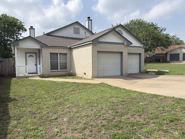 7904 Willet Trail in Austin, TX - Building Photo - Building Photo