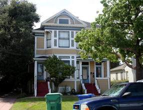 3240 Briggs Ave in Alameda, CA - Building Photo - Building Photo