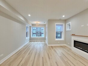 4908 N Rockwell St in Chicago, IL - Building Photo - Building Photo